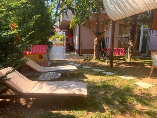Hotel Paradise Lozenets Exterior photo